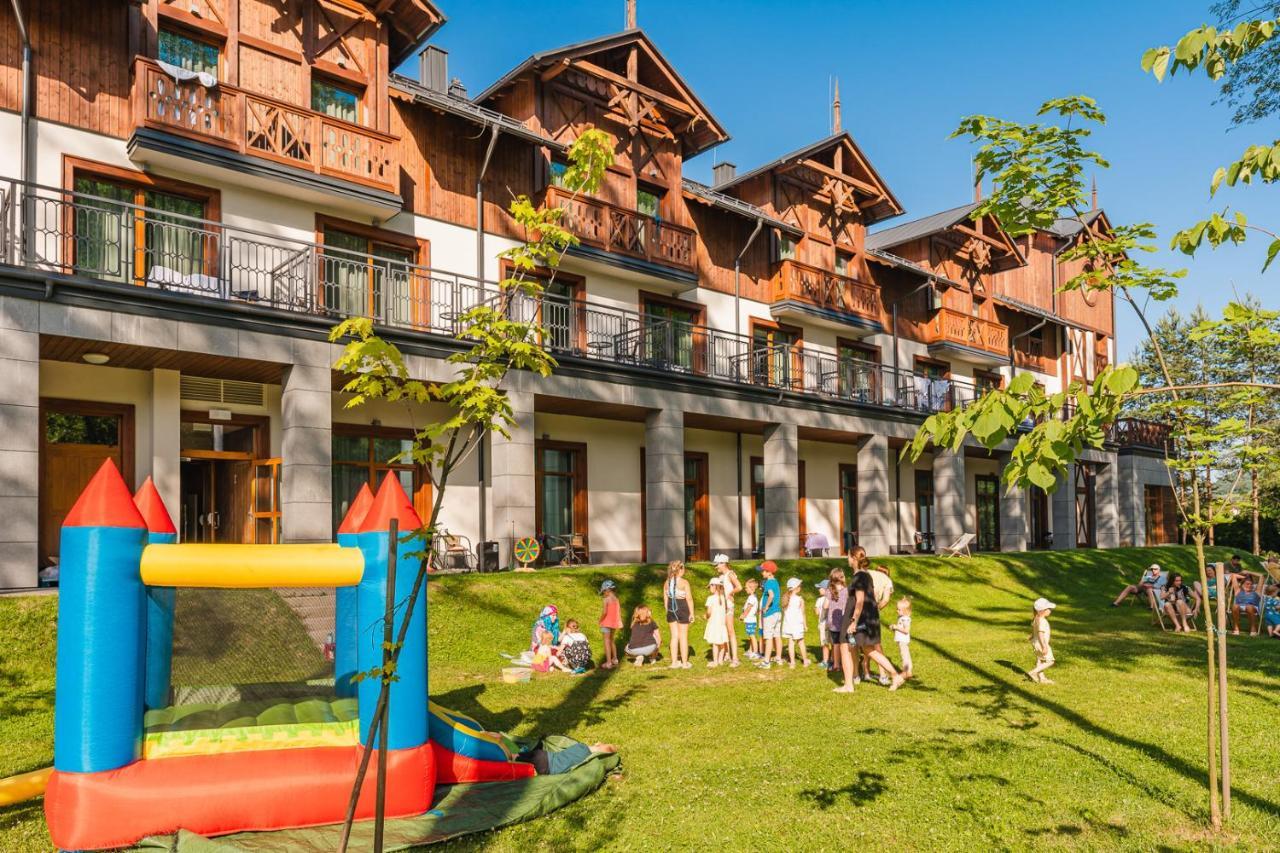 Szczawnica Park Resort & Spa المظهر الخارجي الصورة Club Med resort in Les Saisies, France