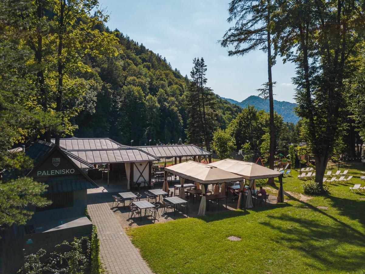 Szczawnica Park Resort & Spa المظهر الخارجي الصورة The restaurant in the park